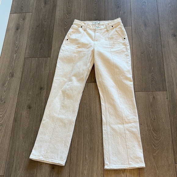 Abercrombie & Fitch Pants - Abercrombie & Fitch Curve Love Baggy Straight Mid Rise White/Cream Pant Size 24
